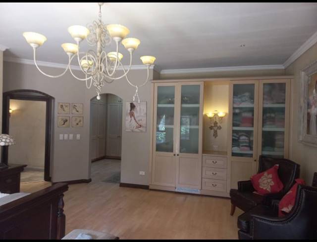 4 BEDROOM HOUSE FOR SALE IN BEYERS PARK